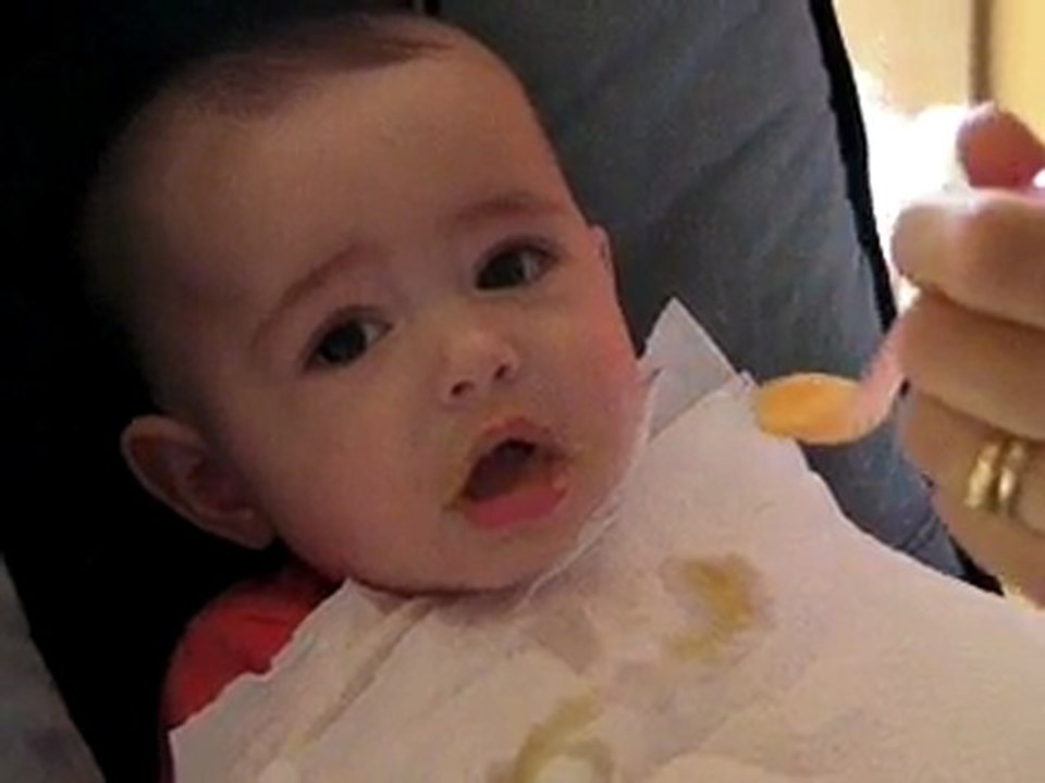 J'ouvre grand la bouche