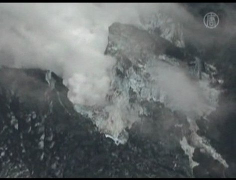 Iceland’s Volcanic Ash Disrupts Flights Anew