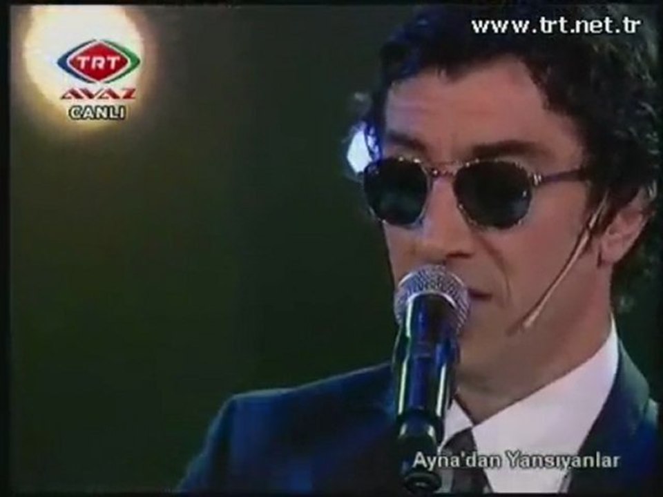 Biz Aşkı Meleklerden Çaldık - Ayna