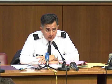 French Navy closes in on the black boxes of Air France jet