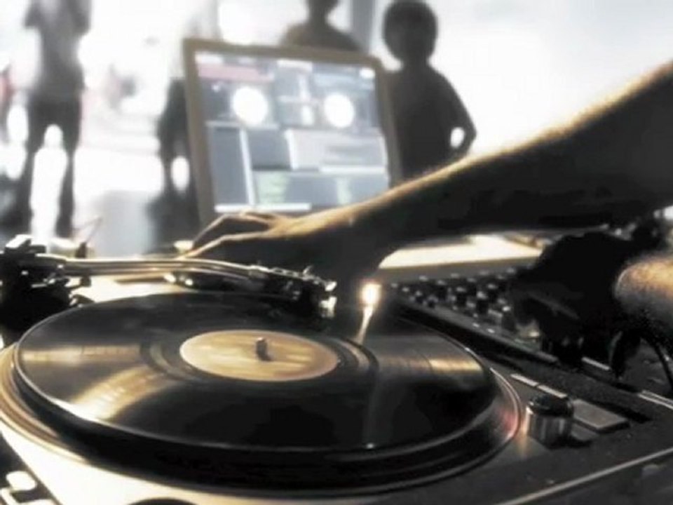 mega mashup 2010(klass jackson ................ by dj JMC)