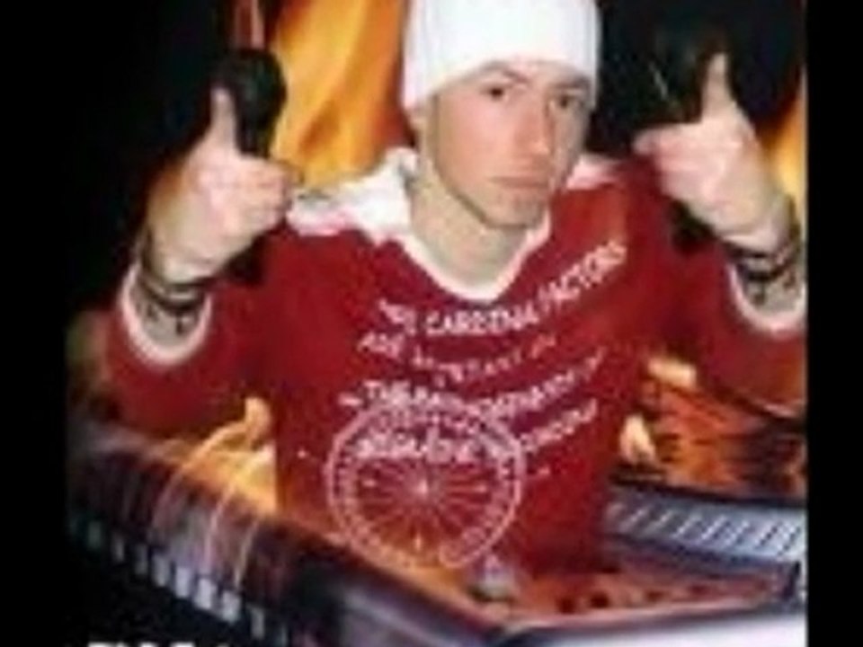 kDJ ATEŞ-tek dileğim sev sev  sev