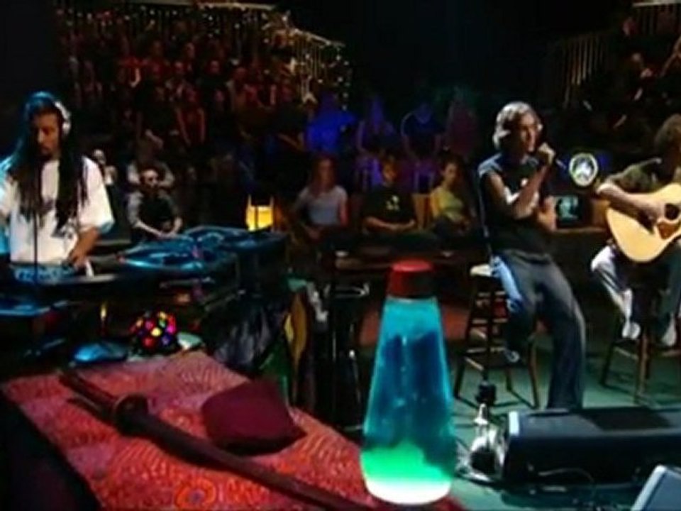 Incubus - Mexico (MTV Morning View Session)