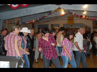 soiree 1er mai 2010 cotignac