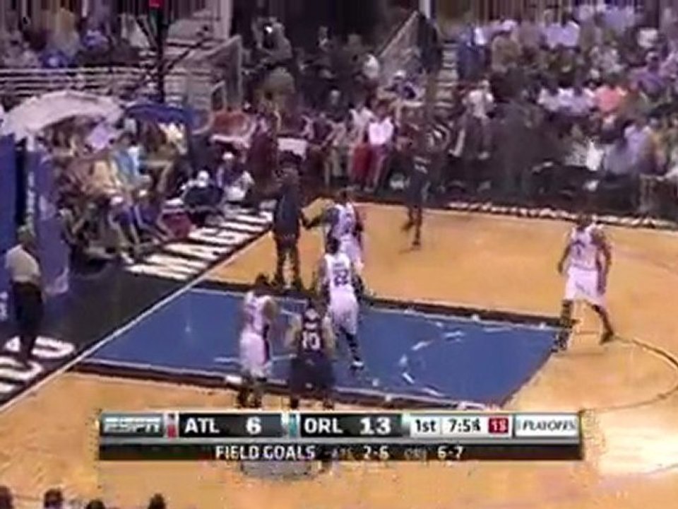 Josh Smith finds Joe Johnson with the nice pass in the lane