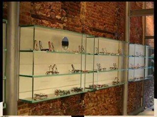 Exclusieve brillen voor vrouwen, mannen. Pupil optiek Aalst