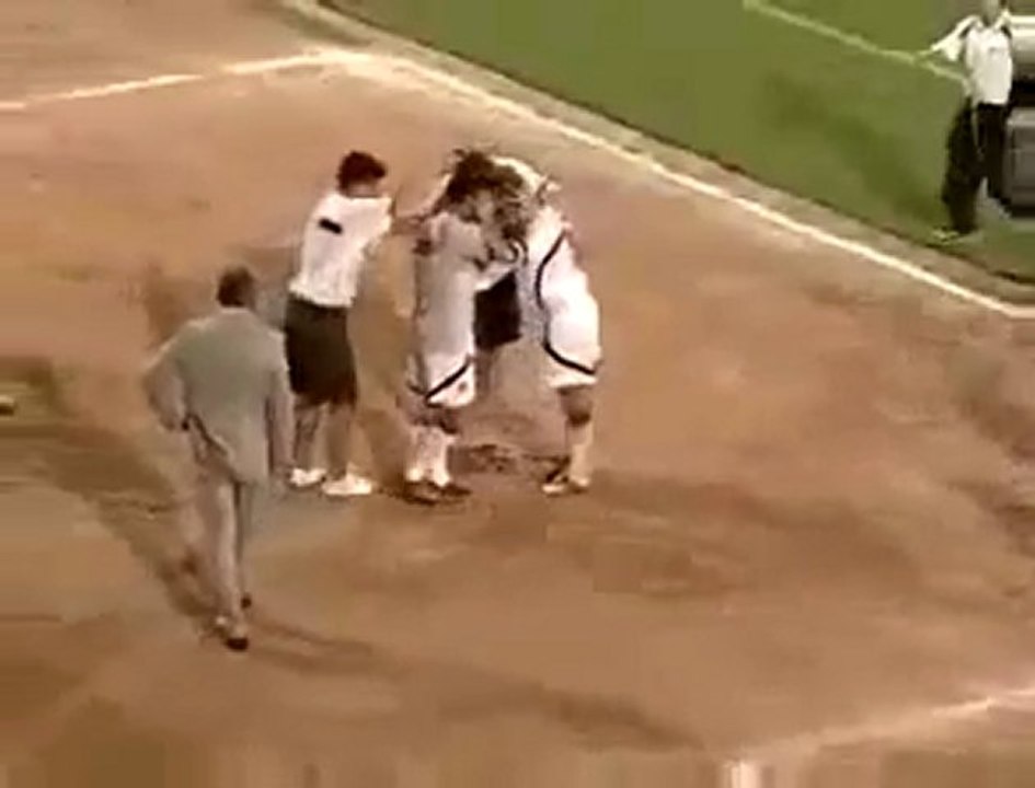 2003-2004 3.HAFTA SAMSUNSPOR-DENİZLİ gol 2