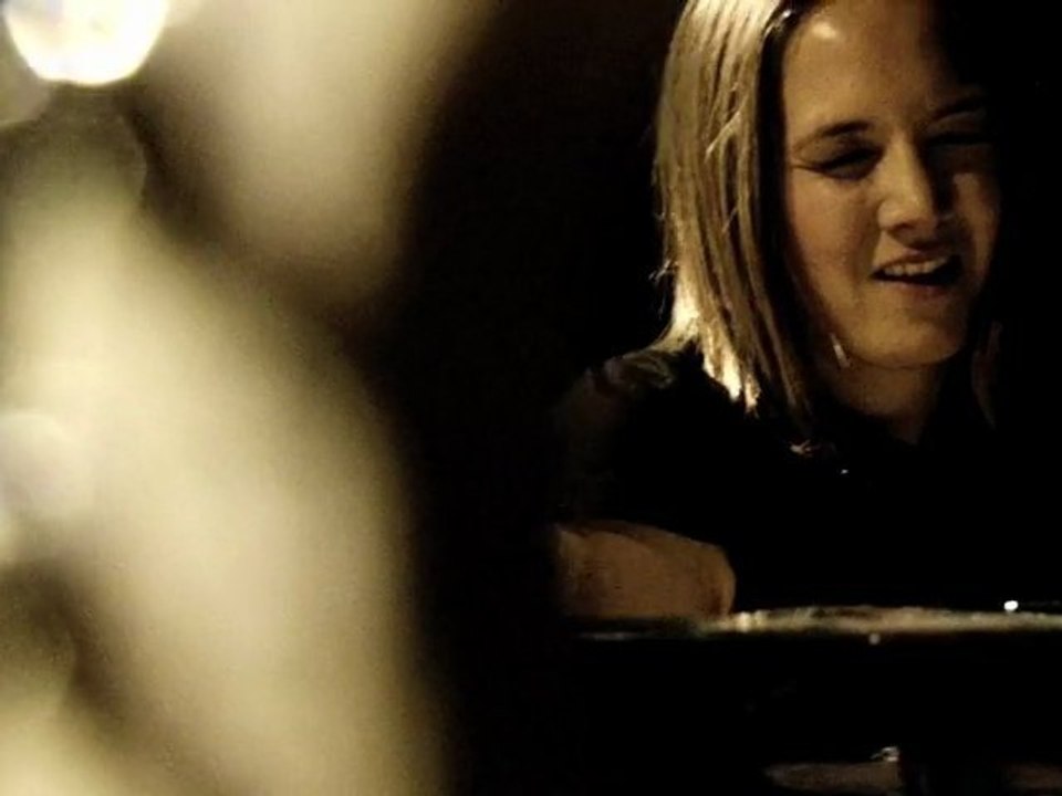 SOPHIE HUNGER - YOUR PERSONAL RELIGION