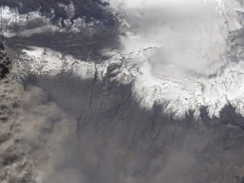 Le nuage de cendres dans le collimateur - JDE mai 2010