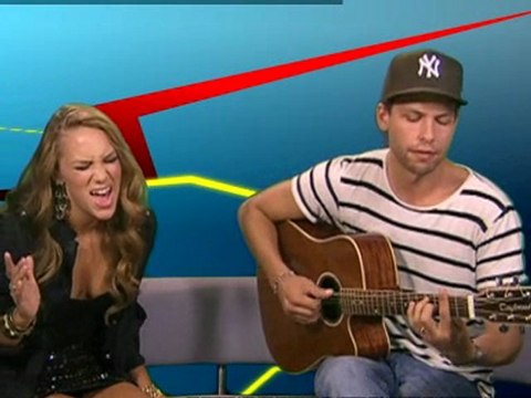 Exclusive Agnes acoustic - 'release me'