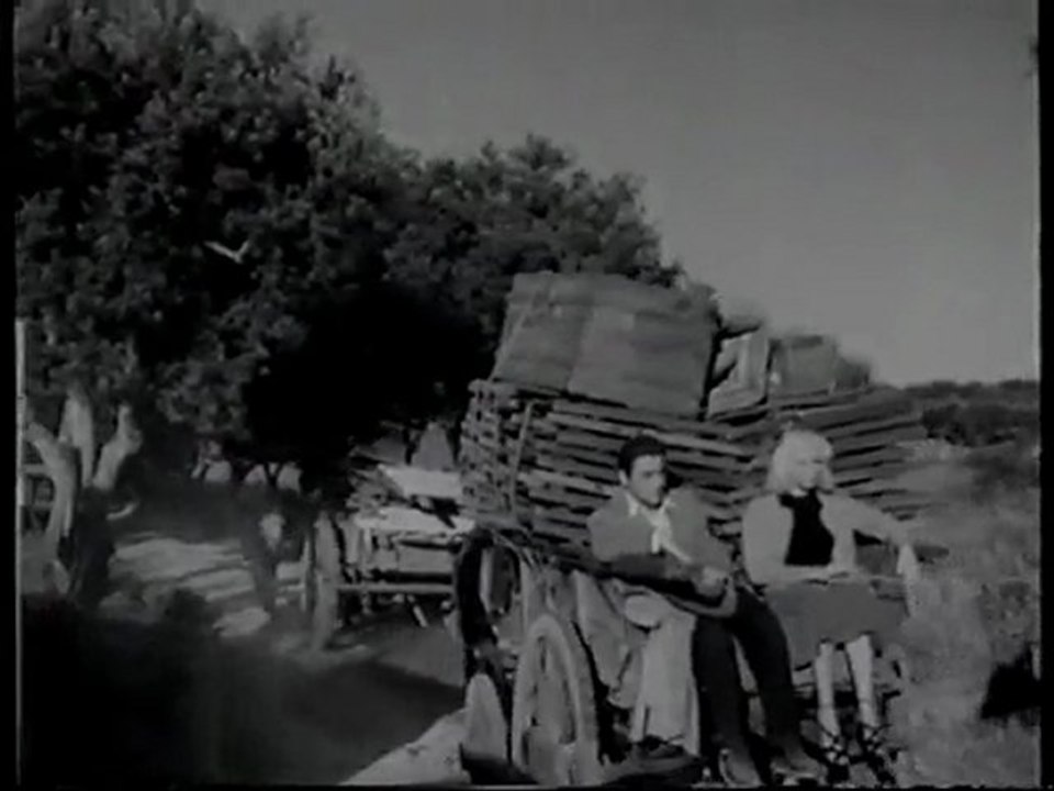 CINEMA PORTUGUÊS - «SALTIMBANCOS» - VIDEO 6