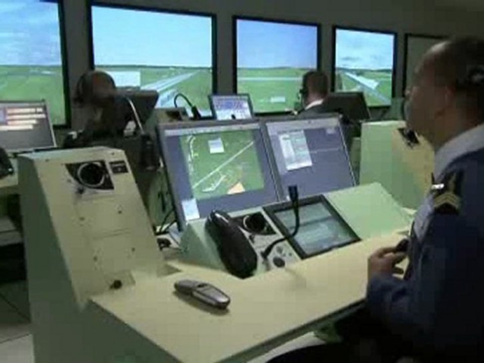 Le centre d'instruction des contrôleurs aériens des armées