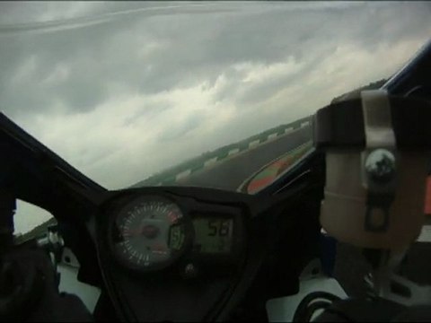 Mettet 06 Mai 2010 Run 4 caméra sur GSXR 1000 Gé