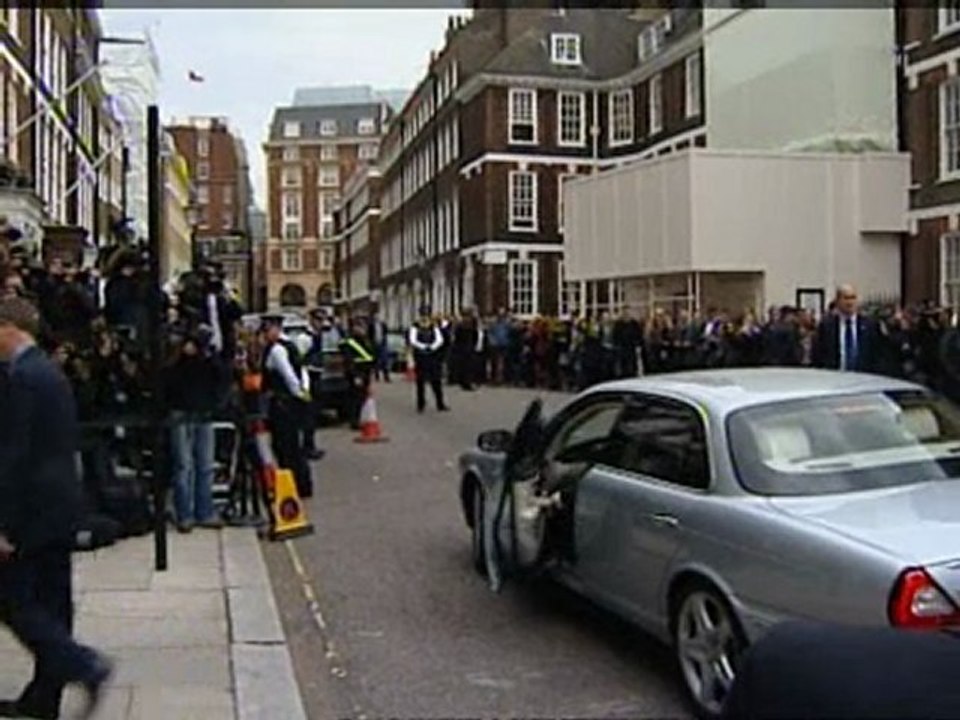 Lib Dems in talks with Tories