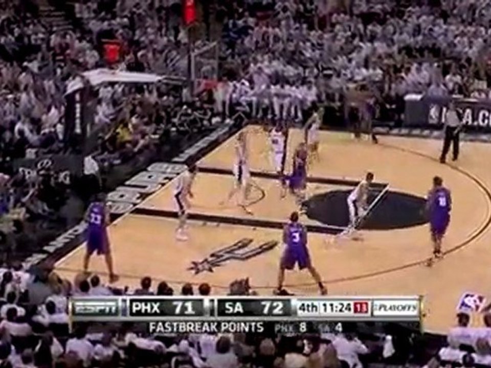 Goran Dragic makes a nice move, switches hands, and gets the