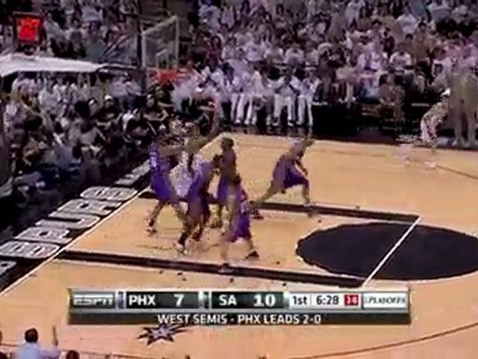 Tim Duncan spins down low for the easy layup and two points.