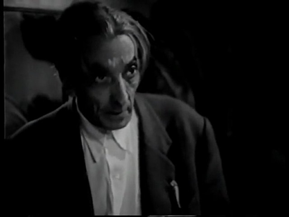 CINEMA PORTUGUÊS - «SALTIMBANCOS» - VIDEO 7