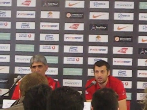 Συνέντευξη Τύπου Θοδωρή Παπαλουκά - Παρίσι - Τελικός