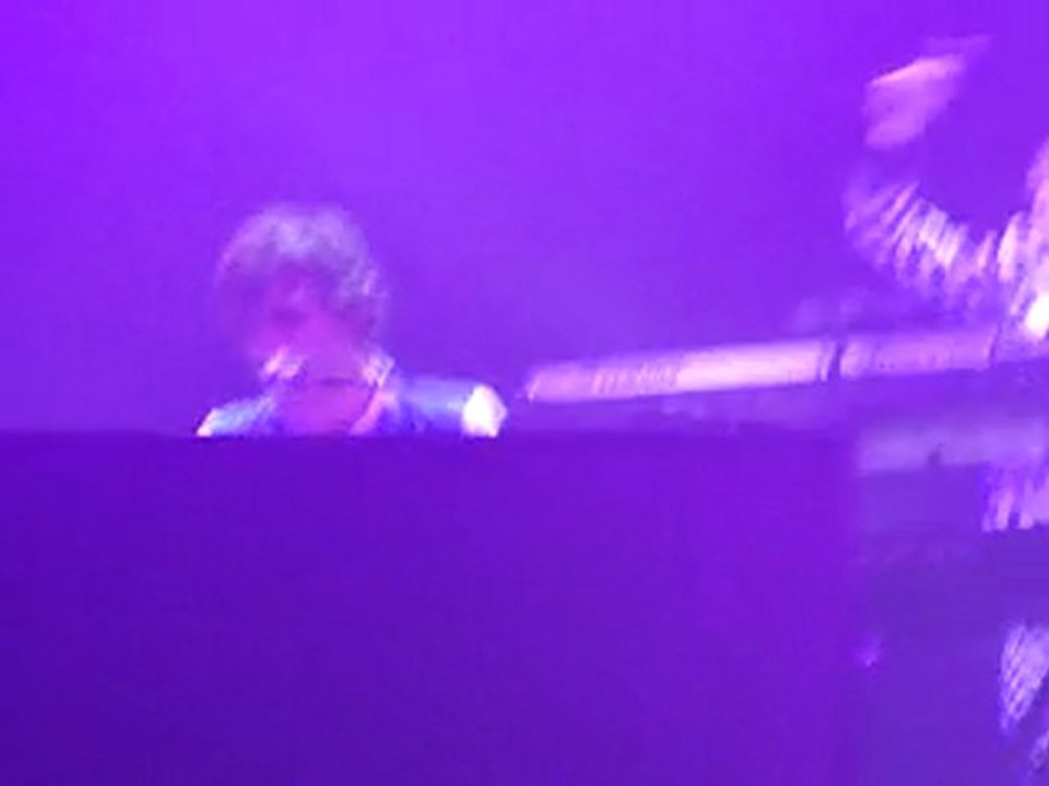 MIKA "Billy Brown"