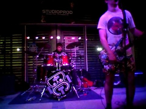 2 - CONCERT BURSTING CREEPY - DECATHLON