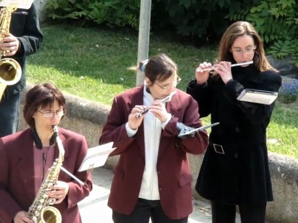 CHAMBLY 65e ANNIVERSAIRE DU 8 MAI