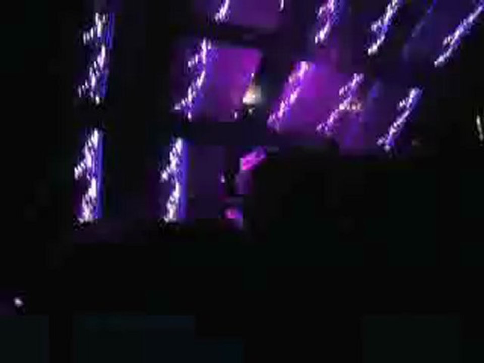 set electro d'Orléans le 7 mai 2010 avec  Laurent WOLF