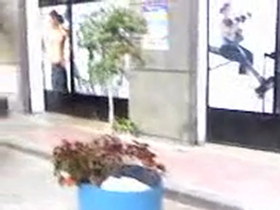 050610082932