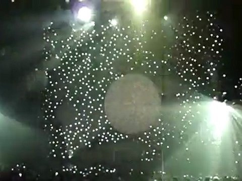 Entrée de Mika début Relax zénith Strasbourg 03/05/10