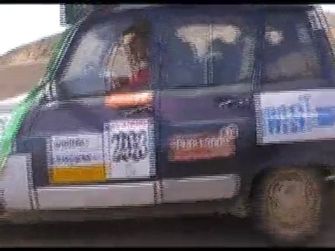 Souvenirs du 4L Trophy 2010 - eq. 293