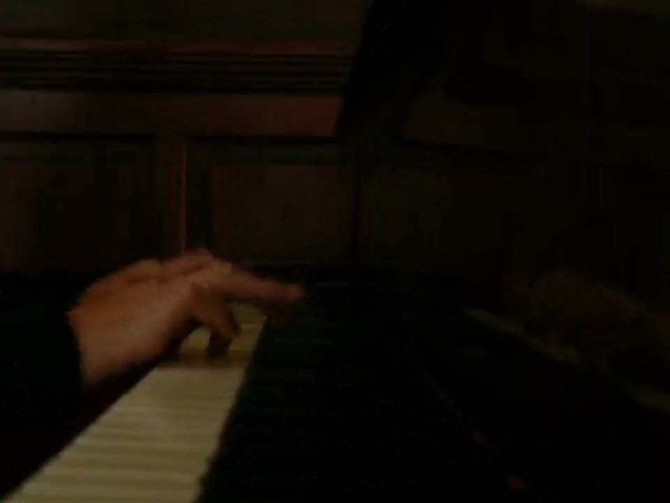 Morceau inventé nommé "Marche russe" au piano