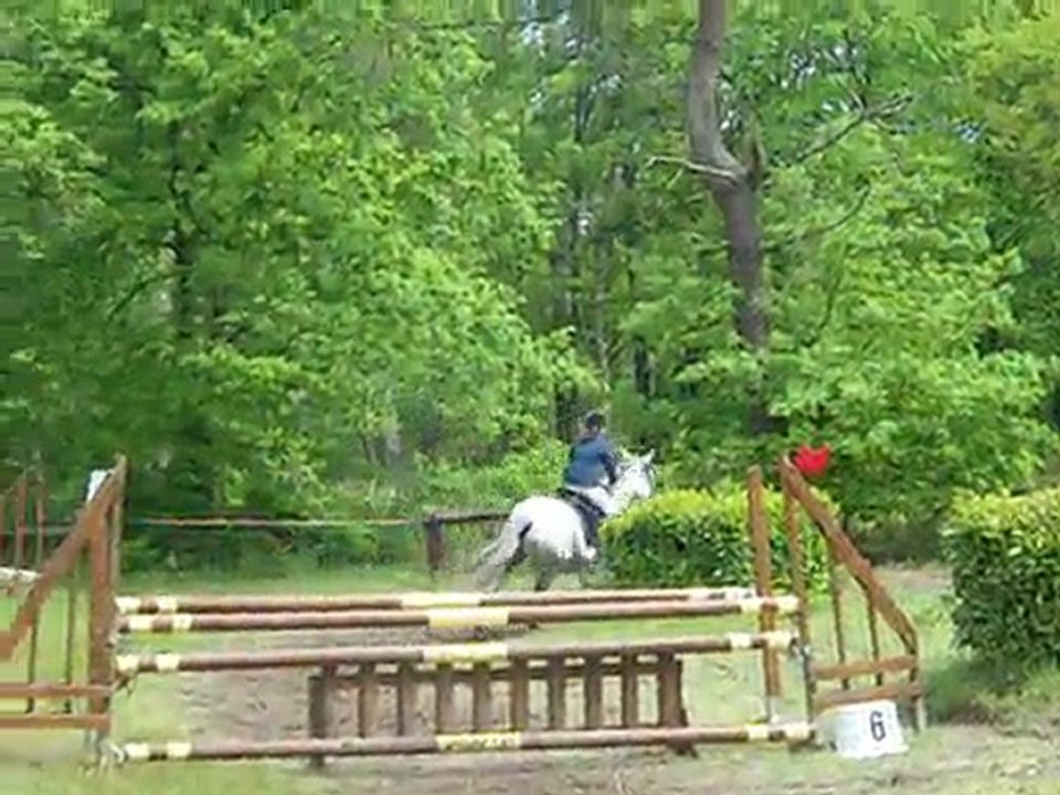 dimanche 9 mai 2010 concours taillan 007