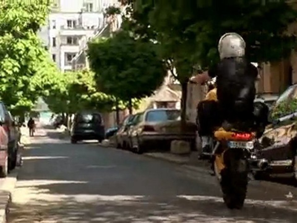 TEASER_CA_VIENT_DE_CHEZ_NOUS