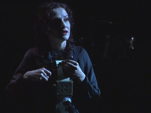 Rosa la Rouge - Claire Diterzi - extrait du spectacle