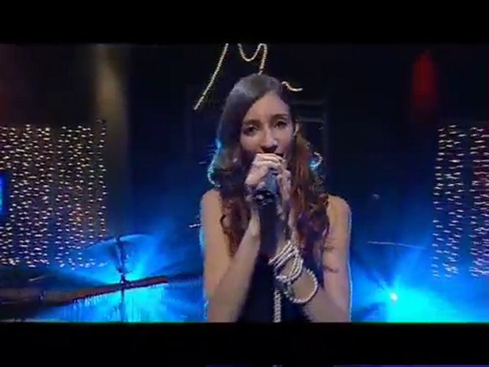 Laura Zotti canta Una poesia anche per te