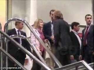 Los Príncipes visitan al Rey