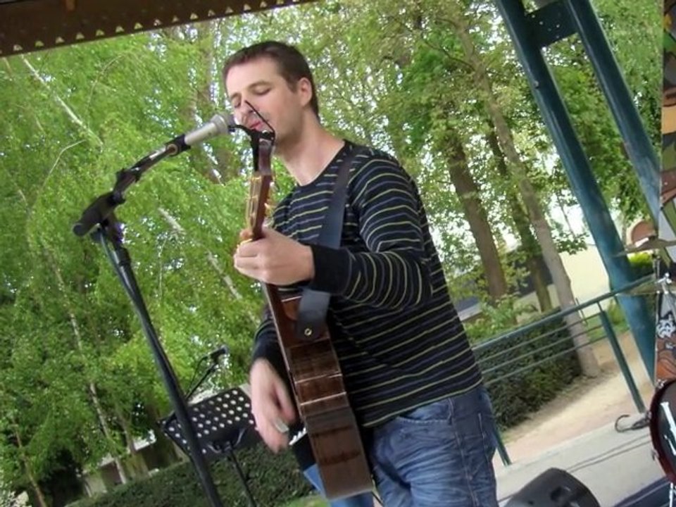 A LA UNE DE L'ECHO DU THELLE DU 11 MAI 2010