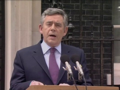 Brown to quit as Lib Dems talk to labour