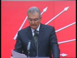 CHP Genel Başkanı Deniz Baykal, Görevinden İstifa Etti