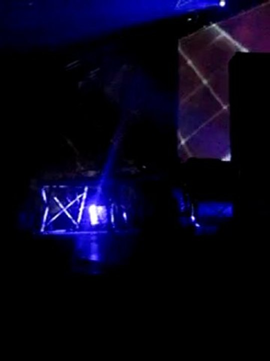 Electric Rescue - Wonderland Lyon 24 Avril 2010