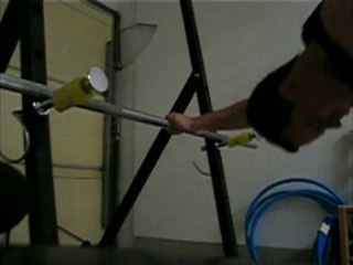 Exercice triceps d'Olivier Lafay en unilatéral (de côté)