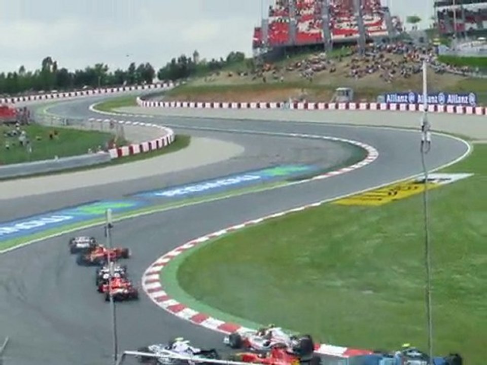 Salida de la GP2 en Montmelo 2010