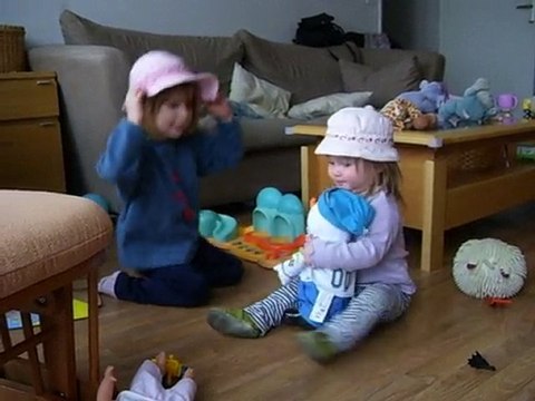 Les filles mettent l'ambiance.