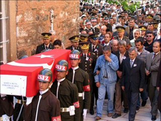 Grup Müselles - Çanakkale İçinde (Şehitlerimiz Anısına)