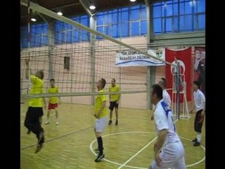 emniyet-a.zeki voleybol maçı