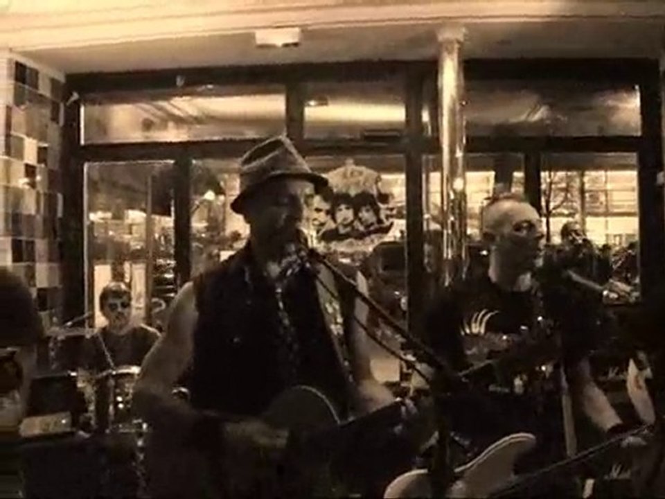 Lézâm frères - Amor or less LIVE PARIS PQR 2010