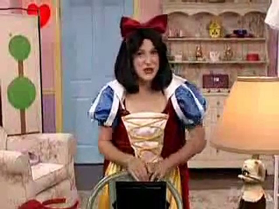 MadTv - Snow White 'It's A Wonderfully Normal Day'