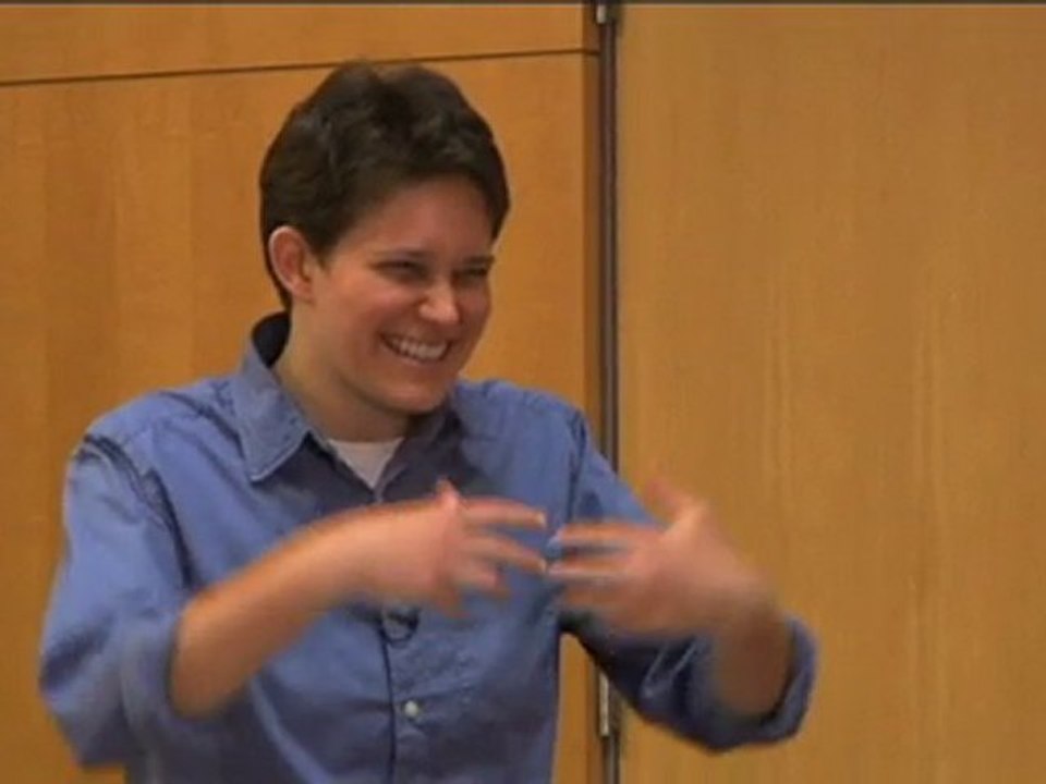 Dorie Clark on Connecting through Twitter