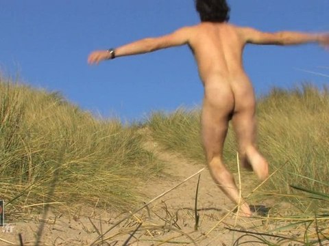 VIDEO : ESSAI TRASH DE LA YAMAHA R1 ( MOTO JOURNAL )