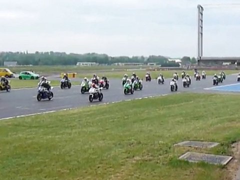 depart 2ème course michelin power cup 600 a nogaro
