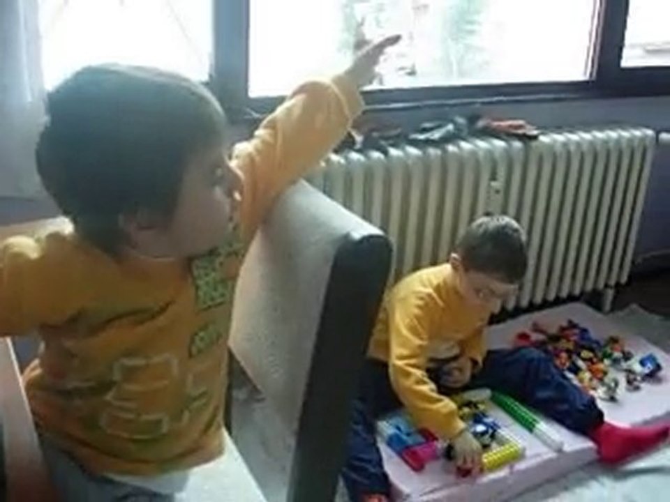 Burkaya Baba Çorba İçiriyor